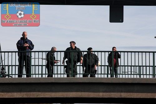 Polizeibegleitung für das Uerdinger Fanboot