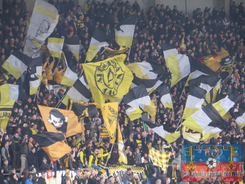 Aachener Fans in der Krefelder Grotenburg