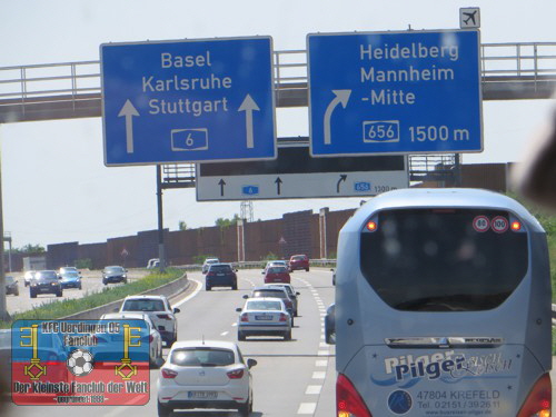 Autobahn A6 kurz vor Mannheim